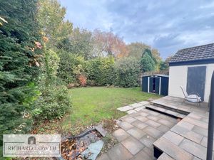 Private Garden- click for photo gallery